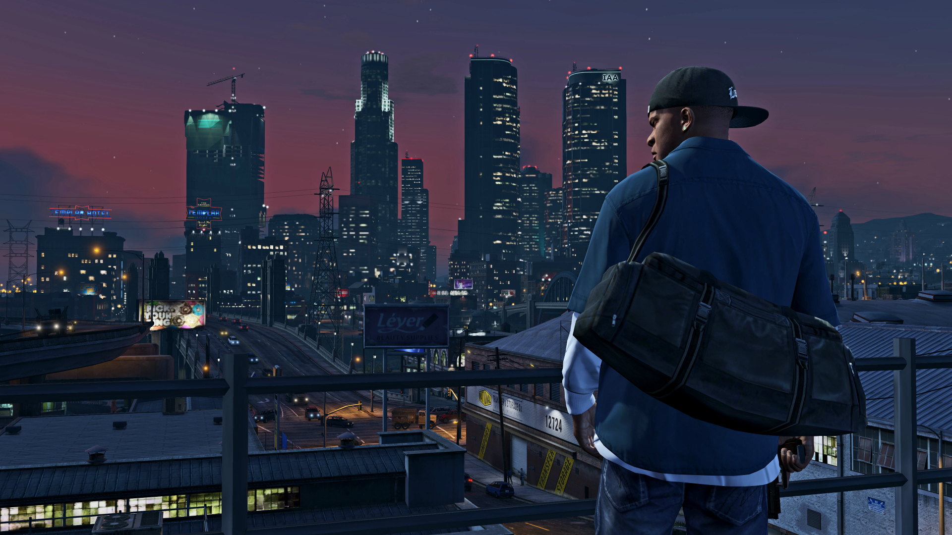 Franklin looks over Los Santos at night