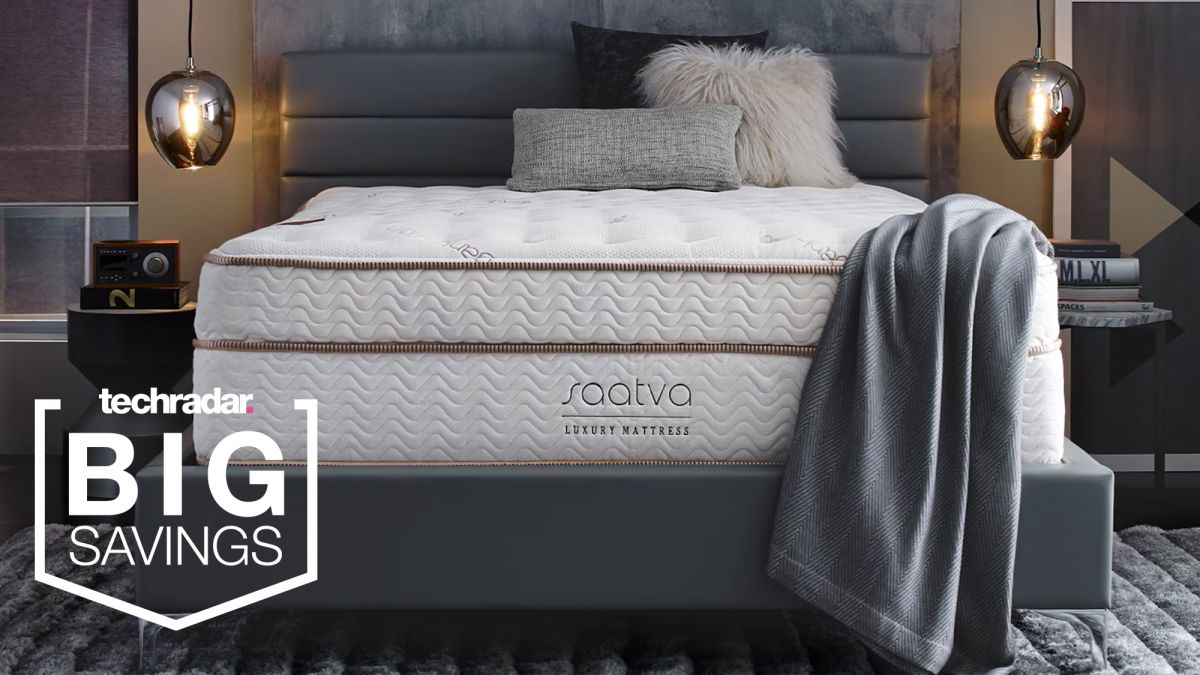 The Saatva Classic mattress with a badge saying