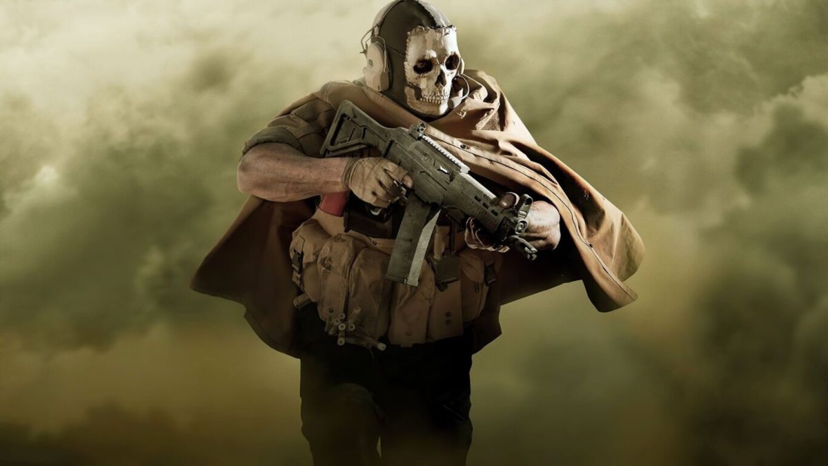 best battle royale games: a Warzone character wearing a skeletal mask and holding an assault rifle